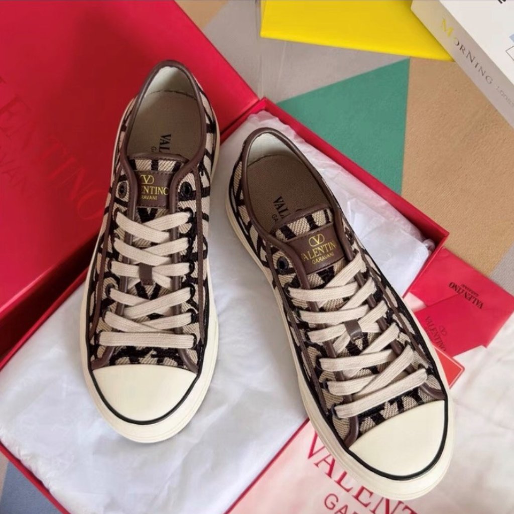 Toile Iconographe Totaloop Low-Top Valention Sneaker